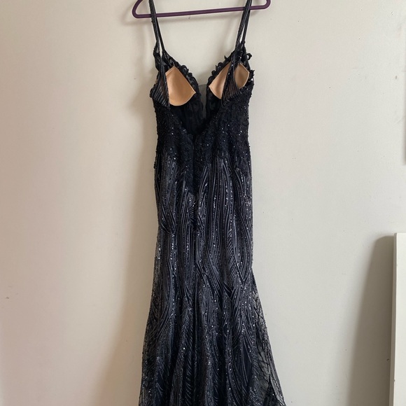 Ellie Wilde Graduation Dress - Picture 4 of 8